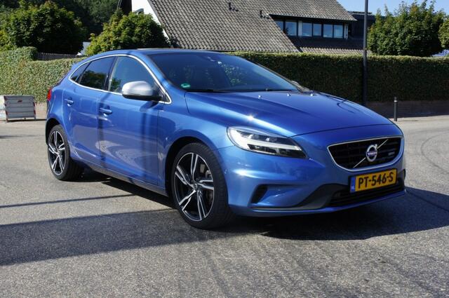 Volvo V40 2.0 T4 BNS SPORT R-design 1e-EIG LEDER/PANO/TREKHAAK/CAMERA