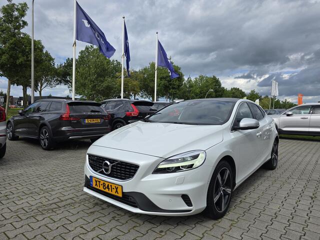 Volvo V40 T3 aut. Polar+ Sport | Adaptieve Cruise | 1e eigenaar | All Season banden | Dealer onderhouden