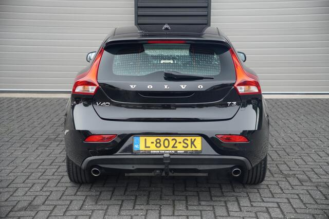 Volvo V40 1.5 T3 R-Design