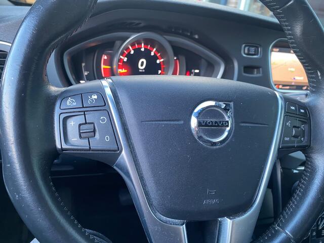 Volvo V40 1.5 T3 Inscription | Automaat| Trekhaak| Stoelverw.