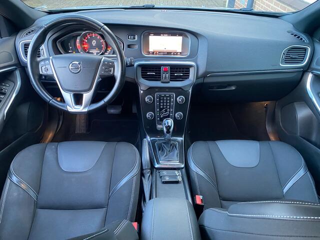 Volvo V40 1.5 T3 Inscription | Automaat| Trekhaak| Stoelverw.