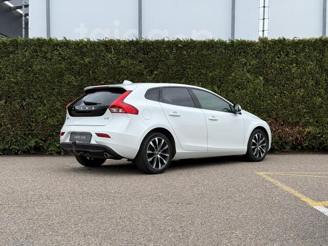 Volvo V40 D3 Dynamic Edition Panodak Automaat