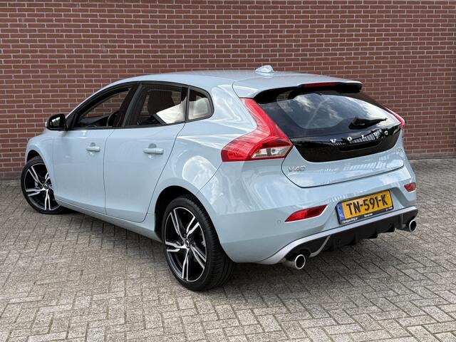 Volvo V40 1.5 T2 Kinetic AUTOMAAT NAVI CLIMA CRUISE PDC DAB 18"LMV