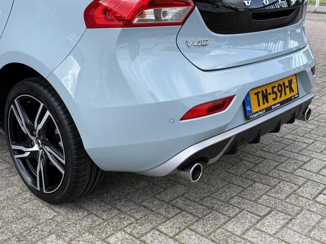 Volvo V40 1.5 T2 Kinetic AUTOMAAT NAVI CLIMA CRUISE PDC DAB 18"LMV