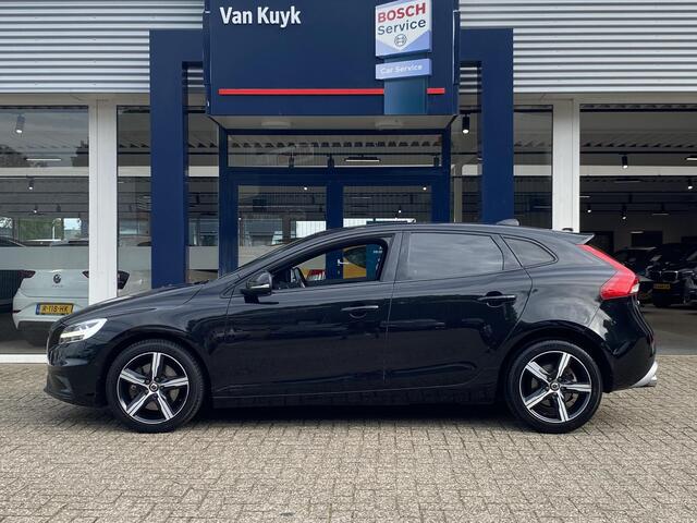 Volvo V40 2.0 T4 Business Sport / NL-Auto / Vol-Leder / Panodak / Stoelverwarming / Cruise-Control / Climate-Control / Keyless / LED / Radio-Bluetooth / Navi / PDC met Camera / 17'' LMV / ENZ. – foto 3