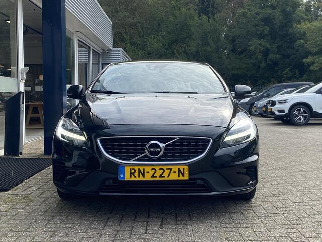 Volvo V40 2.0 T4 Business Sport / NL-Auto / Vol-Leder / Panodak / Stoelverwarming / Cruise-Control / Climate-Control / Keyless / LED / Radio-Bluetooth / Navi / PDC met Camera / 17'' LMV / ENZ. – foto 5