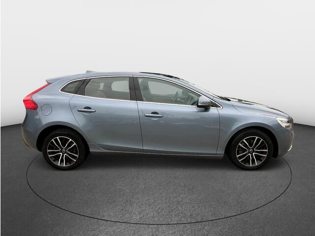 Volvo V40 2.0 T2 Inscription | Pano | Trekhaak | Leder | Stoelverwerming – foto 5