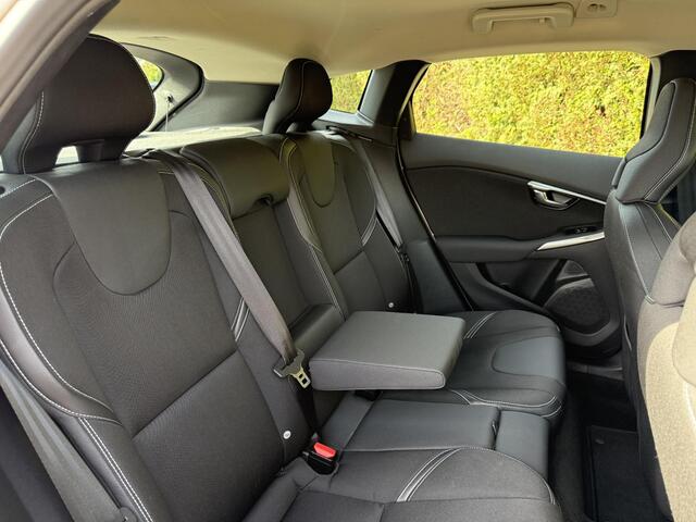 Volvo V40 T2 Nordic+ RTI Automaat – foto 8
