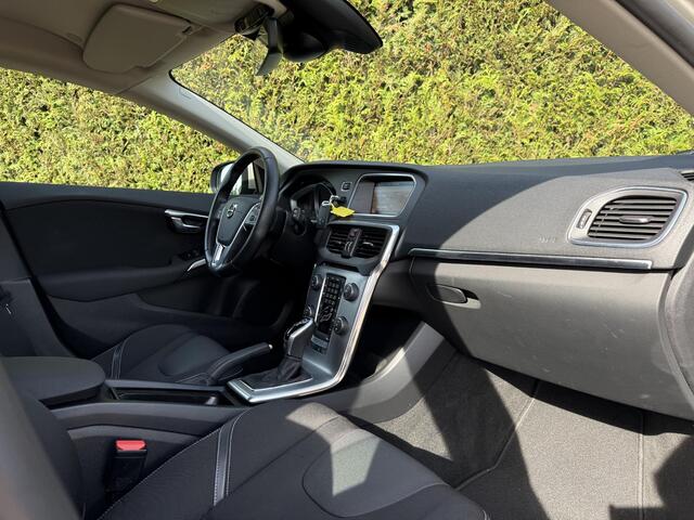 Volvo V40 T2 Nordic+ RTI Automaat – foto 9