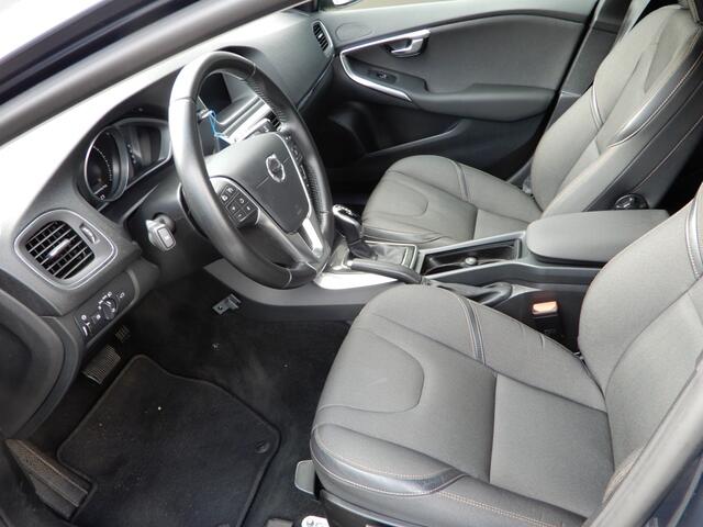 Volvo V40 CROSS COUNTRY 1.5 T3 Nordic+ | NL auto | lage km stand | dealer onderhouden |