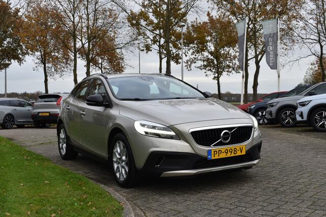 Volvo V40 CROSS COUNTRY T3 153PK Automaat Nordic+ | Standkachel | Stoelverwarming | 17"LMV | LED