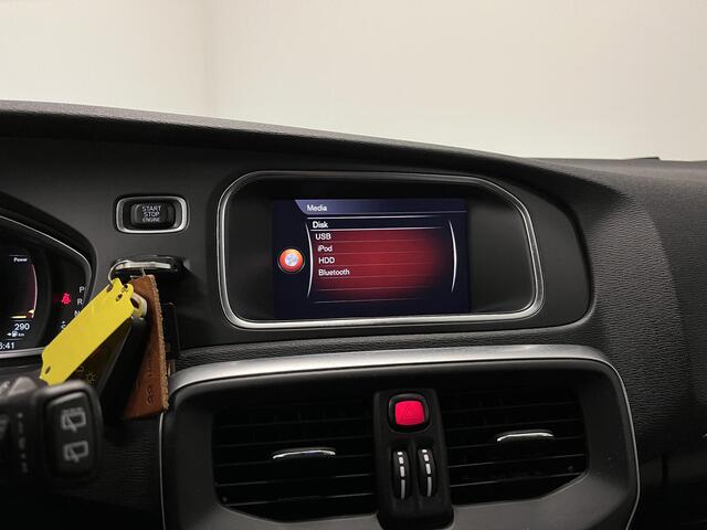 Volvo V40 CROSS COUNTRY 1.5 T3 Nordic+ | Trekhaak | stoelverwarming | Full led |