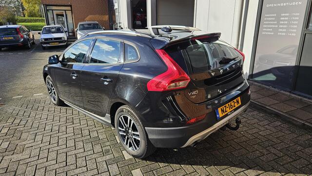 Volvo V40 CROSS COUNTRY 1.5 T3 Nordic+