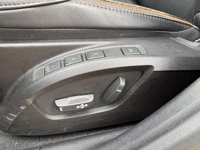 Volvo V40 CROSS COUNTRY T3 Polar+ Luxury | Panoramadak | Leder | Memory |