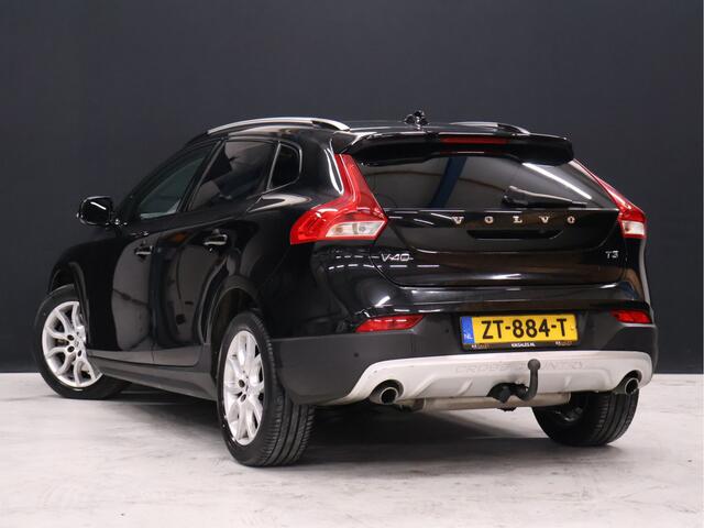 Volvo V40 CROSS COUNTRY 1.5 T3 Polar+ Luxury [TREKHAAK, PANORAMADAK, KEYLESS ENTRY, CAMERA, VOL LEDER, STOELVERWARMING, NIEUWSTAAT]