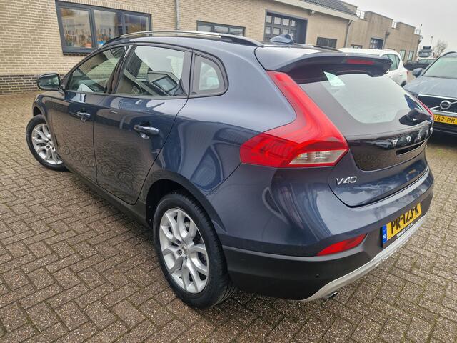 Volvo V40 CROSS COUNTRY 2.0 T3 Nordic+