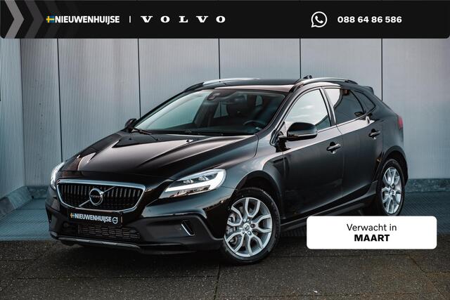 Volvo V40 CROSS COUNTRY T3 152pk Geartronic Polar+ Luxury | Trekhaak | Panormadak | Parkeerverwarming | Donker glas | Park Asisst V+A | DAB+ | Volvo on Call app | Leder | Verw.stoelen