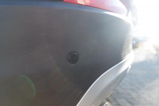 Volvo V40 CROSS COUNTRY 1.5 T3 Polar + / INCL. 12mnd BOVAG / Leder / Stoelverwarming