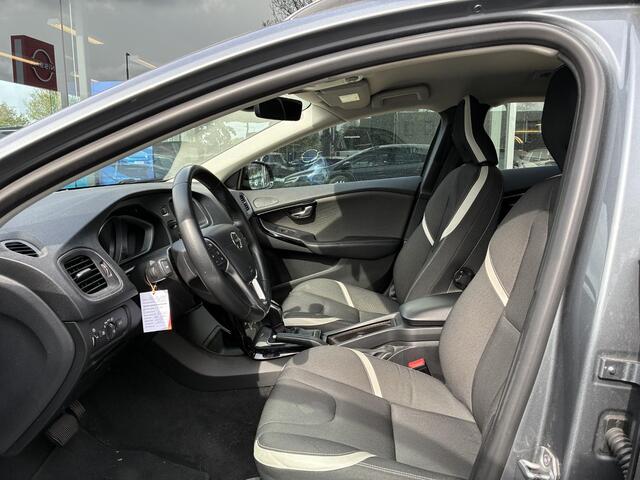 Volvo V40 CROSS COUNTRY 1.5 T3 Dynamic Edition Automaat 153PK | Cruise Control | Navigatie | Trekhaak