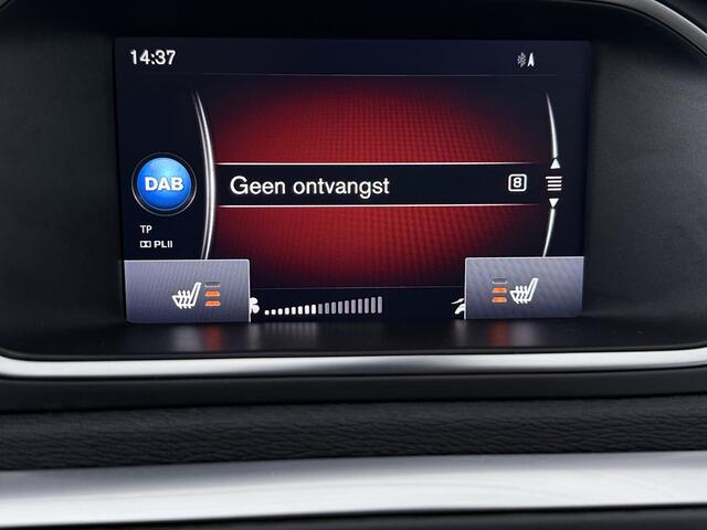 Volvo V40 CROSS COUNTRY 1.5 T3 Polar+ Luxury | Panoramadak | Harman Kardon | Lederen bekleding | Nederlandse auto |