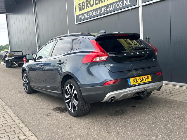 Volvo V40 CROSS COUNTRY 1.5 T3 Polar+ Luxury