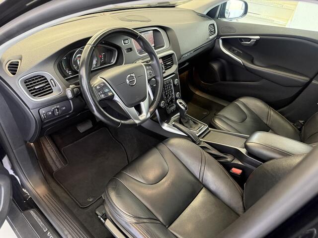 Volvo V40 CROSS COUNTRY 1.5 T3 Polar+ Luxury Pano / Leer / Garantie / Camera