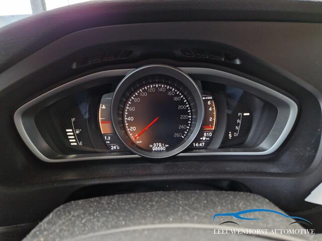 Volvo V40 CROSS COUNTRY 1.5 T3 Polar+ Luxury, AUTOMAAT, leer, panodak, navi, clima, cruise, NL-dealerauto