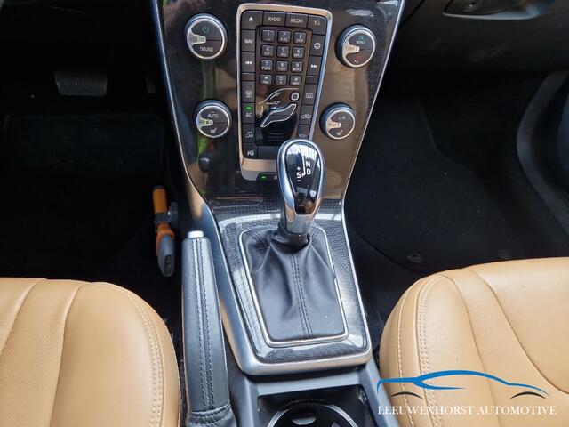 Volvo V40 CROSS COUNTRY 1.5 T3 Polar+ Luxury, AUTOMAAT, leer, panodak, navi, clima, cruise, NL-dealerauto