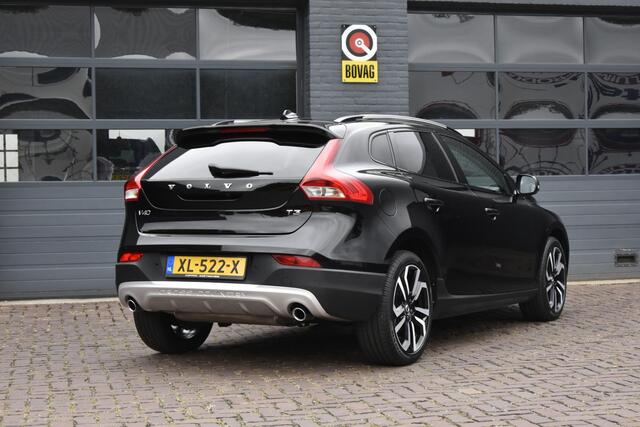 Volvo V40 CROSS COUNTRY 1.5 T3 Polar+ Luxury