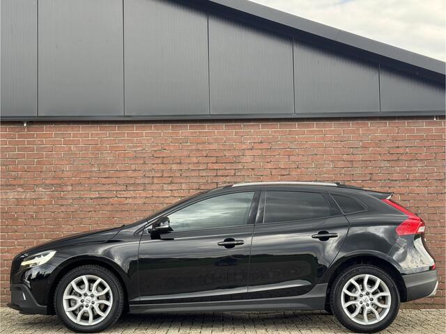 Volvo V40 CROSS COUNTRY 1.5 T3 DYNAMIC EDITION | NL-AUTO!