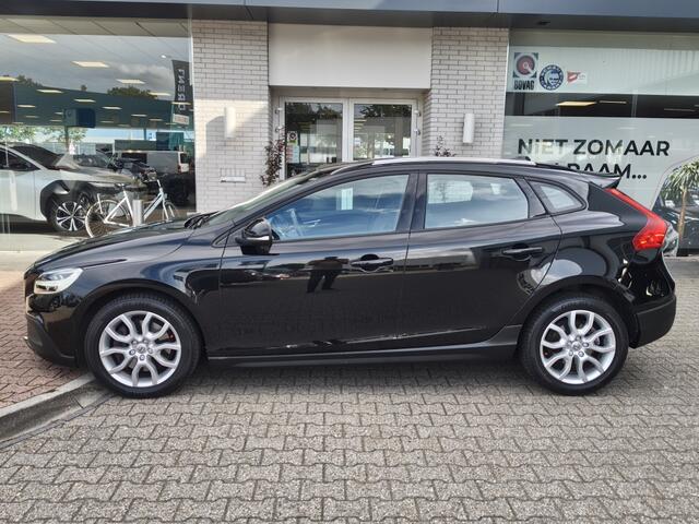 Volvo V40 CROSS COUNTRY 1.5 T3 Summum | Trekhaak | Stoelverwarming | Navi | Sensoren