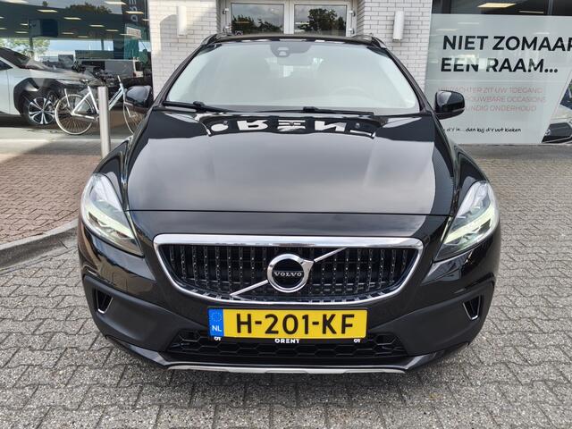Volvo V40 CROSS COUNTRY 1.5 T3 Summum | Trekhaak | Stoelverwarming | Navi | Sensoren
