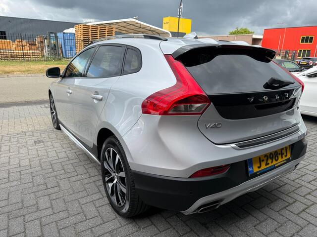 Volvo V40 CROSS COUNTRY 1.5 T3 Summum | 2E EIGENAAR | 3/6 of 12 MND GARANTIE | PANO DAK | CAMERA | NAVI | MEMORY |