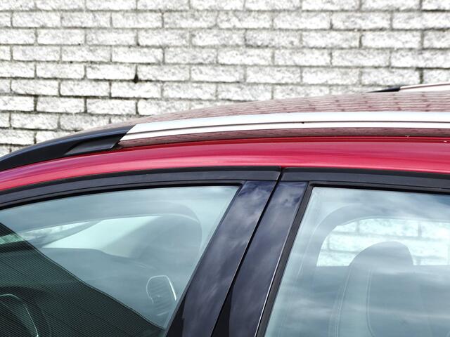 Volvo V40 CROSS COUNTRY 1.5 T3 Nordic+ | automaat | leder | blis | camera |
