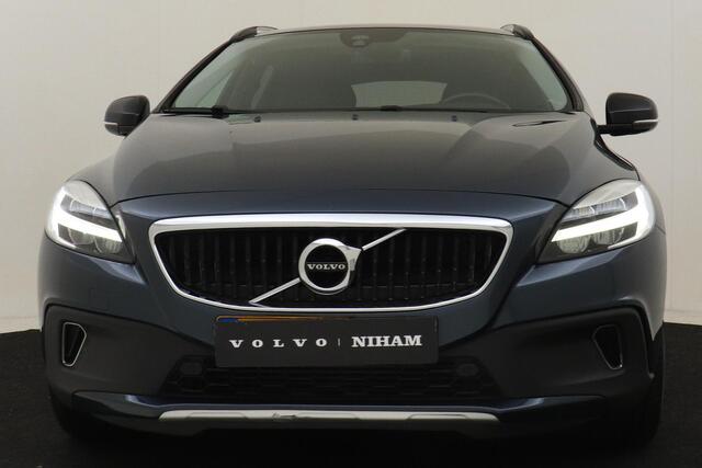 Volvo V40 CROSS COUNTRY T3 AUT. POLAR+ LUXURY -PANO.DAK|HARMAN/KARDON|LEDER|CAMERA|KEYLESS|PARK.PILOT|STANDKACHEL|TREKHAAK|17"
