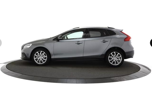 Volvo V40 CROSS COUNTRY 1.5 T3 Polar+ Luxury