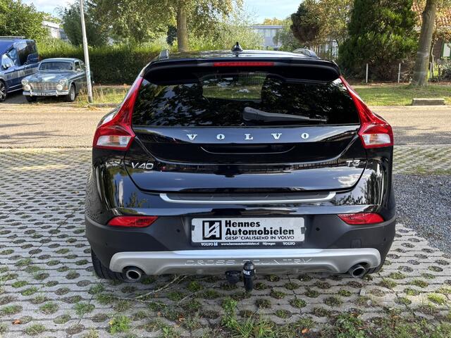 Volvo V40 CROSS COUNTRY 1.5 T3 Polar+ Luxury DAB Pano Keyless Harman Kardon