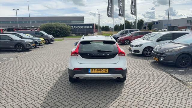 Volvo V40 CROSS COUNTRY 1.5 T3 Nordic+