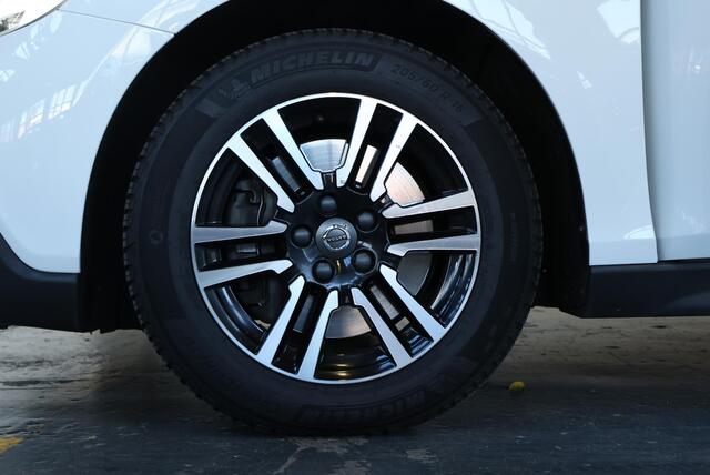 Volvo V40 CROSS COUNTRY T3 Automaat Edition+ | Afneembare trekhaak | Stoelverwarming | Navigatie | Volvo on Call | Climate control | Parkeersensoren achter | High performance audio | Dealeronderhouden – foto 8