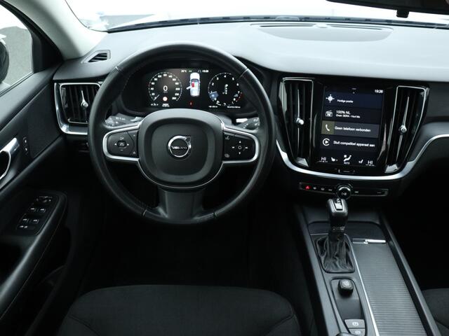 Volvo V60 2.0 T4 Moment.Pro
