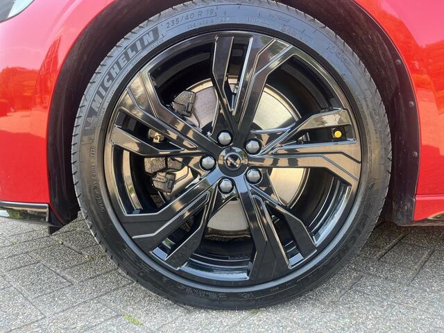 Volvo V60 T6 350PK Recharge AWD Plus Dark / Custom made Black Sheep uitvoering /