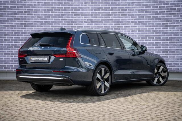 Volvo V60 2.0 T6 Recharge AWD Ultimate Bright | Head Up | Long Range | Gelamineerd Glas | 360 Camera | BLIS | Adaptieve Cruise Control |