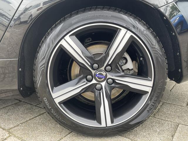 Volvo V60 1.5 T3 R-Design Automaat Navigatie/Trekhaak.