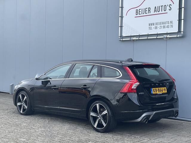 Volvo V60 1.5 T3 R-Design Automaat Navigatie/Trekhaak.