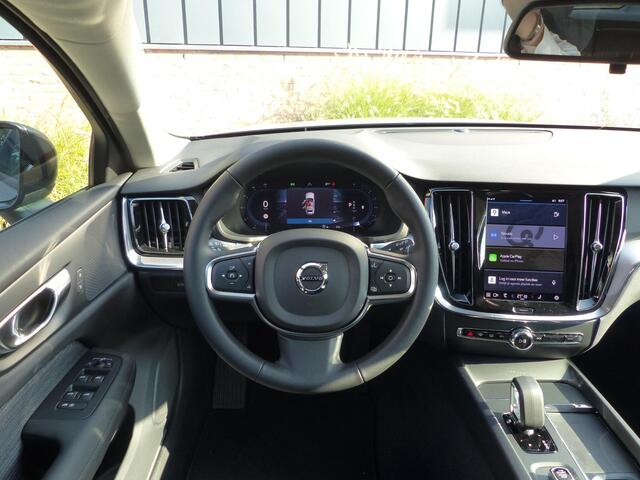 Volvo V60 B3 Essential Edition