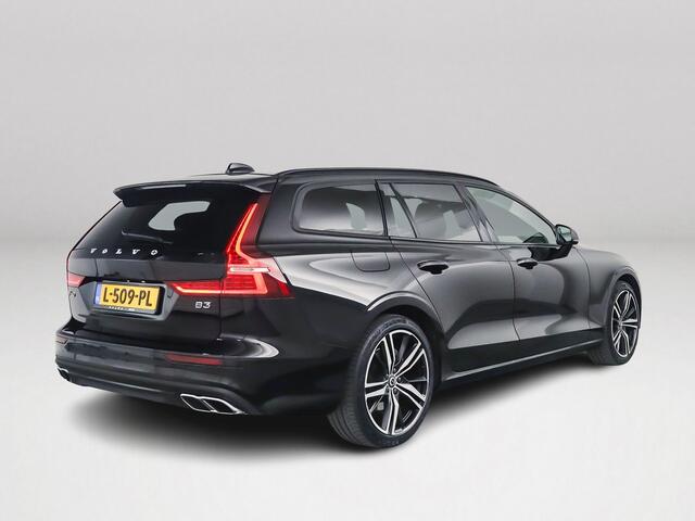 Volvo V60 B3 Aut. Momentum R-Design Styling | Parkeercamera | Trekhaak