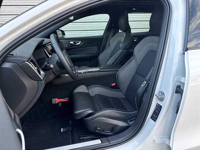 Volvo V60 B3 Plus Dark / Contour stoelen / Panoramadak /360 camera /