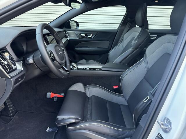 Volvo V60 B3 Plus Dark / Contour stoelen / Panoramadak /360 camera /