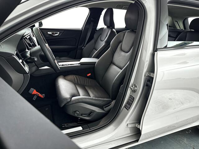 Volvo V60 B4 Plus Dark | Leder | Trekhaak | Driver Assist