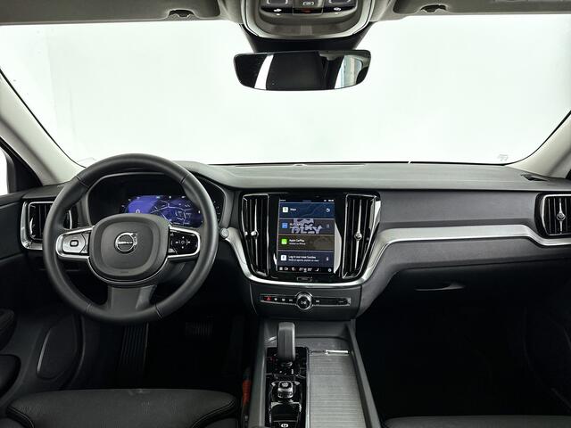 Volvo V60 B4 Plus Dark | Leder | Trekhaak | Driver Assist